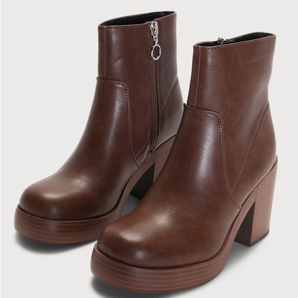 Dirty Laundry Groovy Platform Ankle Boots